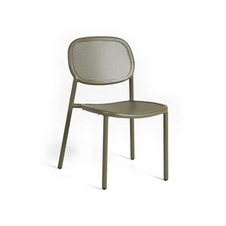 Gusto stackable side chair alu green STUD large ()